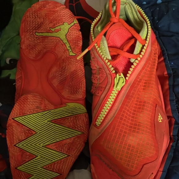 Jordan WhyNot size 9.5 mens - Picture 3 of 4